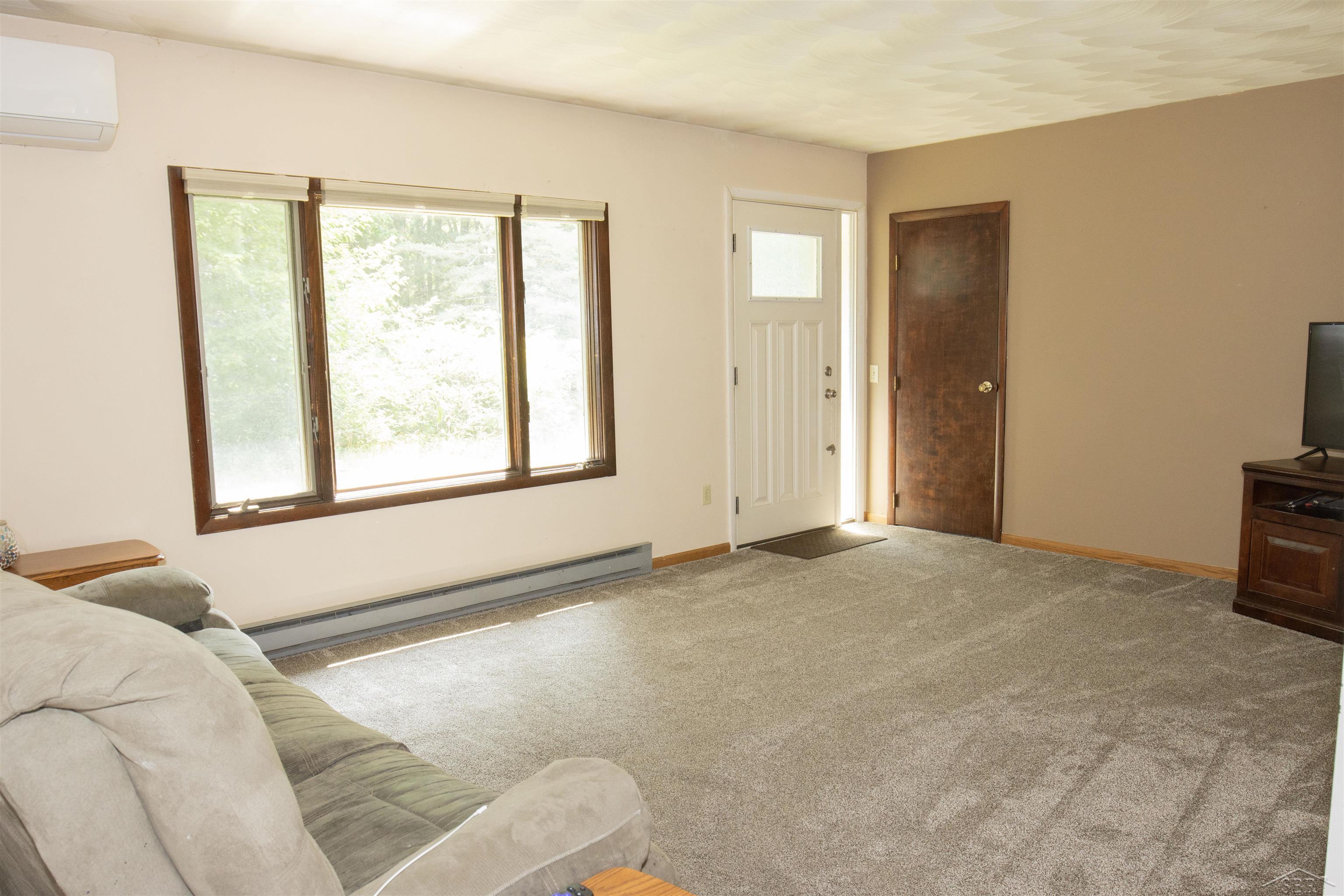 12232 Raucholz Road Chesaning, MI 48616 - Photo 3 of 17 50114792-2.JPG