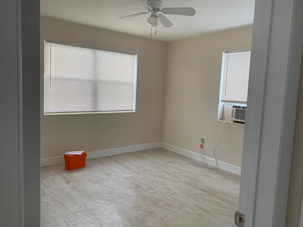 $2,000 | 1575 Southwest 2nd Street, Unit 1, Miami, FL 33135