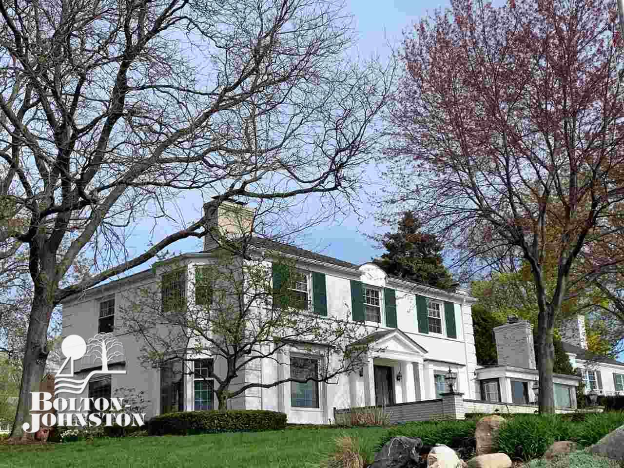 227 Lake Shore Road Grosse Pointe Farms, MI 48236 - Photo 1 of 48