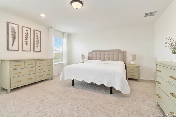 $2,200 | 6611 Runaway Row, Converse, TX 78109