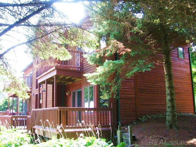6727 Lakeshore Road Lexington, MI 48450 - Photo 10 of 91