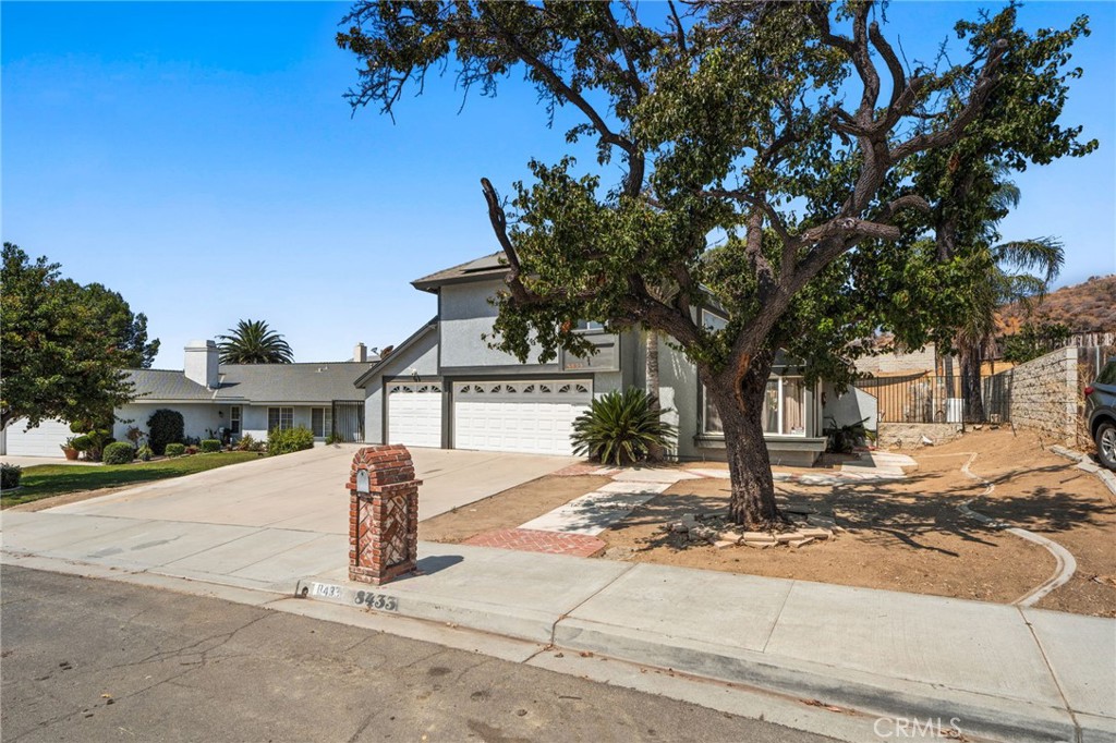 8433 Tamarind Lane Riverside, CA 92509 - Photo 3 of 35