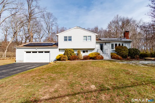 $475,000 | 33 Ryegate Terrace, Monroe, CT 06468