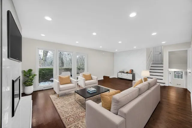 $239,900 | 2800 174th Street, Hazel Crest, IL 60429