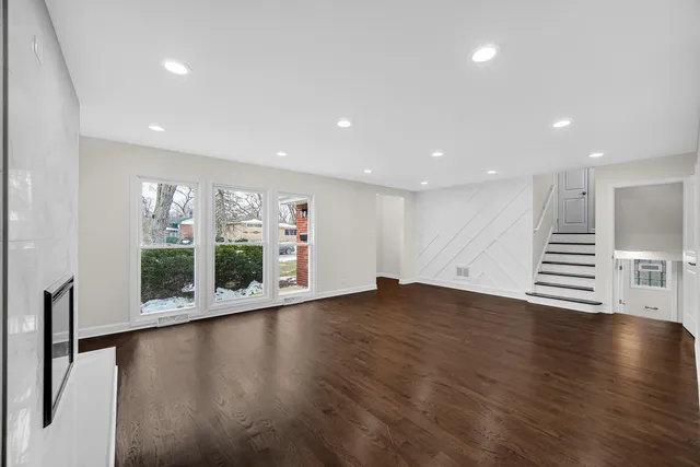 $239,900 | 2800 174th Street, Hazel Crest, IL 60429