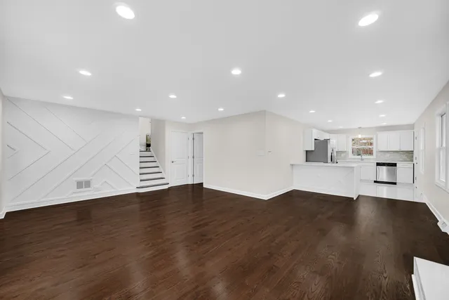 $239,900 | 2800 174th Street, Hazel Crest, IL 60429