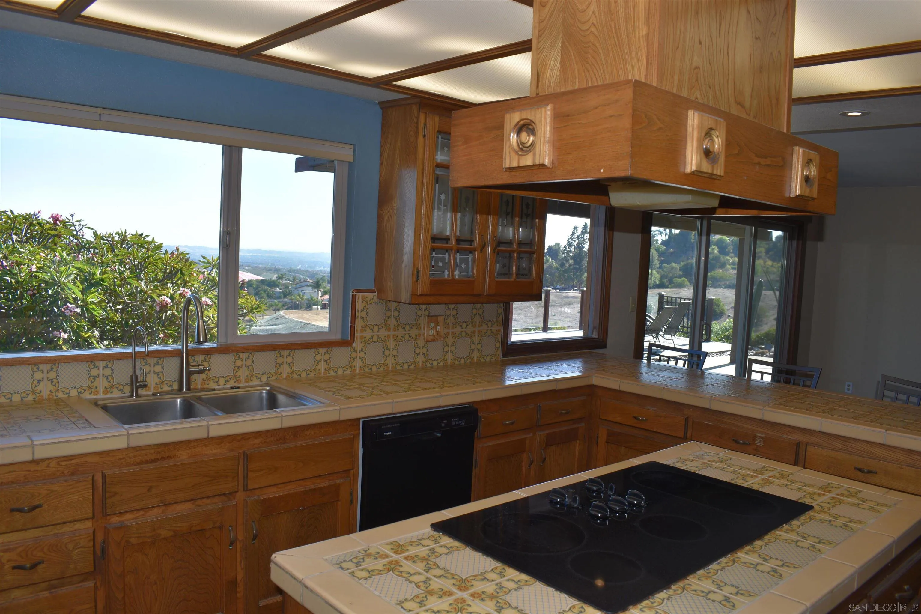 1549 Sleeping Indian Road Fallbrook, CA 92028 - Photo 15 of 22