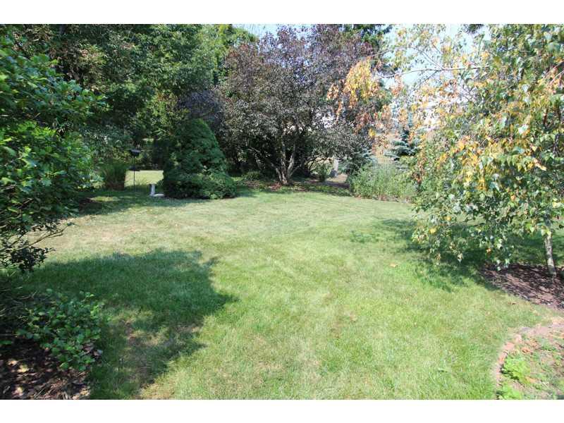 155 Foxcroft Road Pittsburgh, PA 15220 - Photo 24 of 24 Yard/Garden.