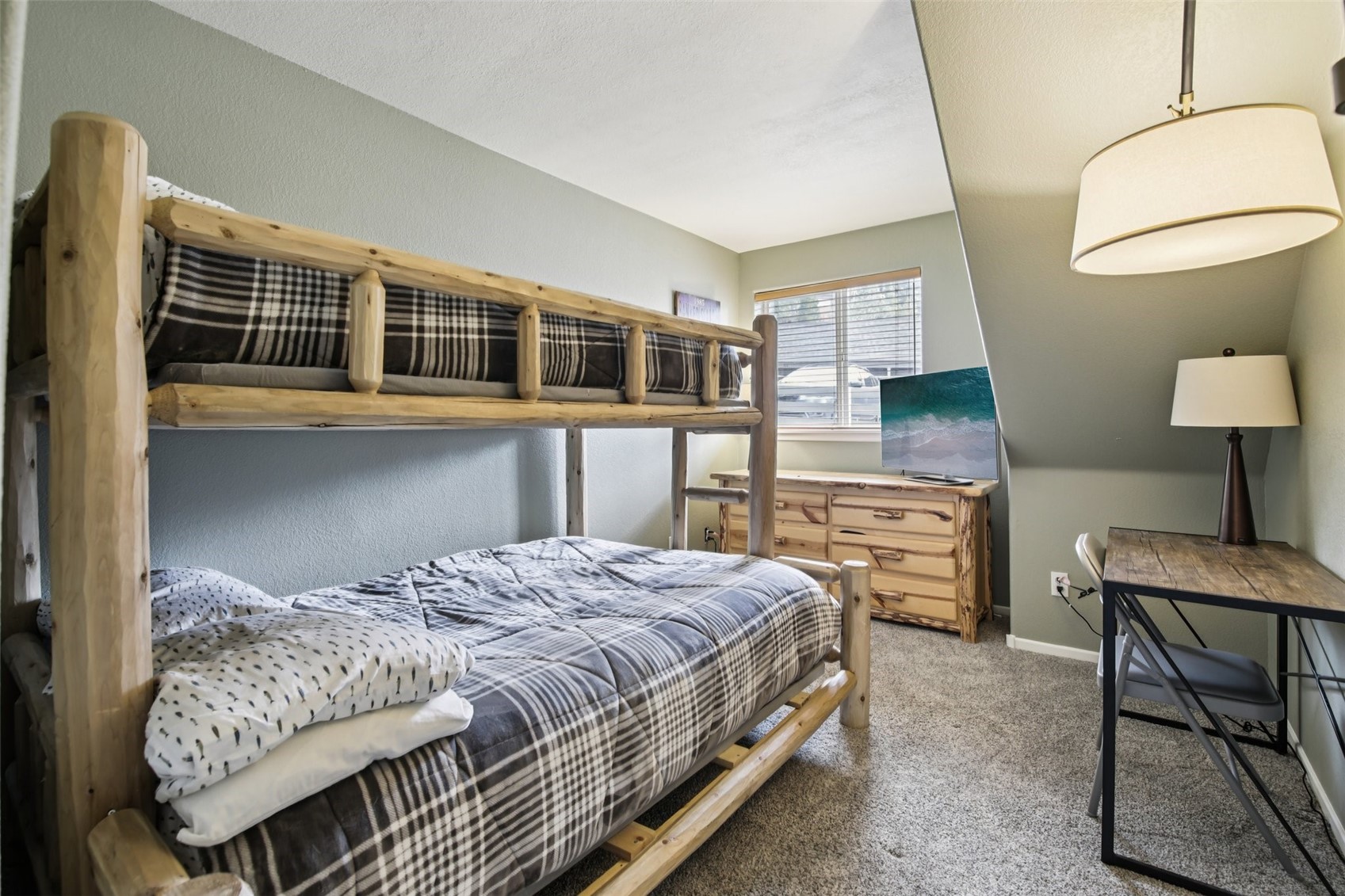 91599 Ryan Gulch Road, Unit B2 Silverthorne, CO 80498 - Photo 17 of 43 Gallery Image 17