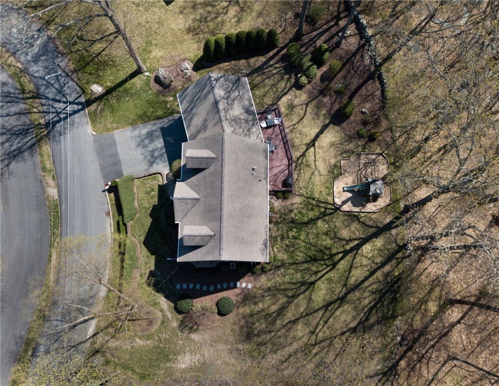 9 Meadowbrook Road Lincoln, RI 02865 - Photo 12 of 39 Gallery Image 12
