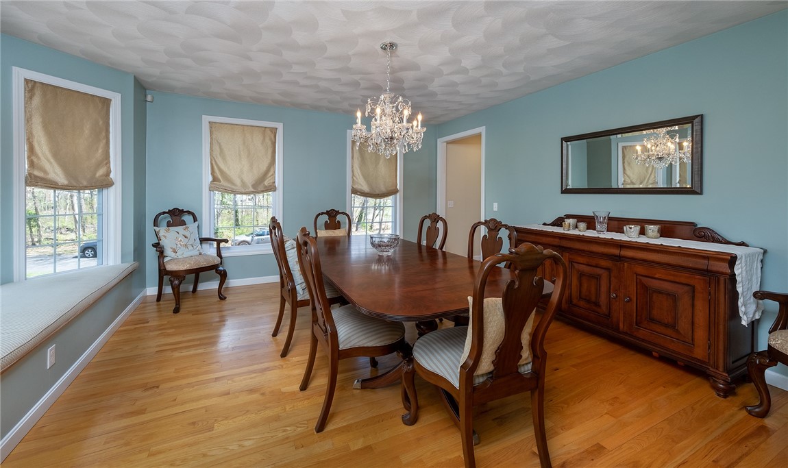 9 Meadowbrook Road Lincoln, RI 02865 - Photo 26 of 39 Gallery Image 26