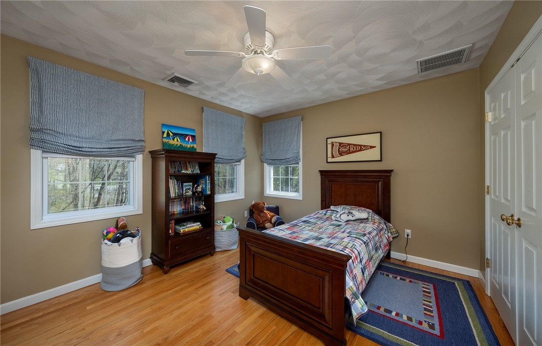 9 Meadowbrook Road Lincoln, RI 02865 - Photo 28 of 39 Gallery Image 28