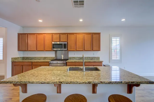 $549,000 | 21100 Varietal Court, Patterson, CA 95363