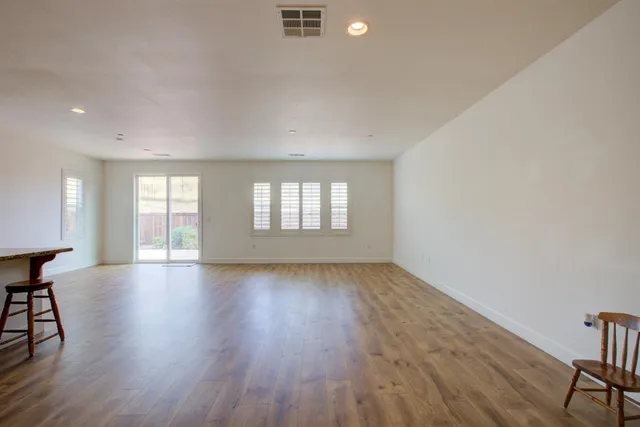 $549,000 | 21100 Varietal Court, Patterson, CA 95363