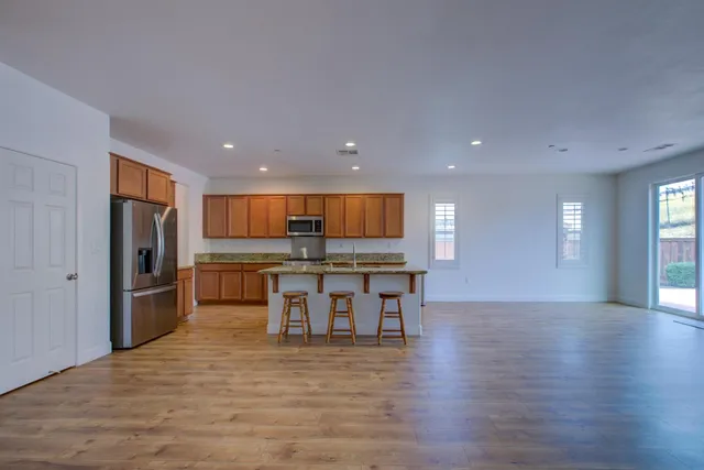 $549,000 | 21100 Varietal Court, Patterson, CA 95363