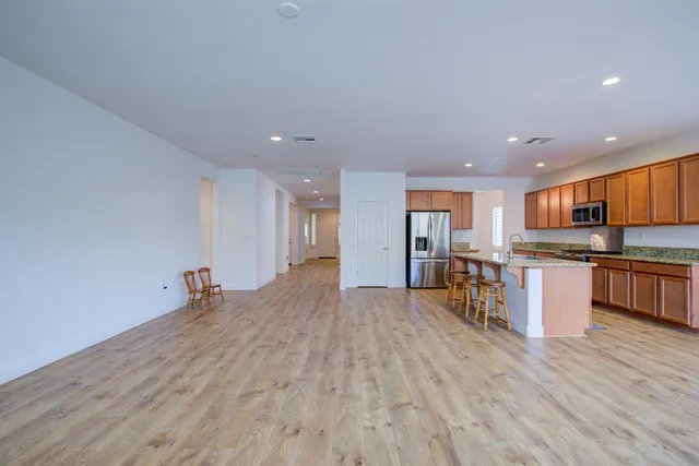 $549,000 | 21100 Varietal Court, Patterson, CA 95363