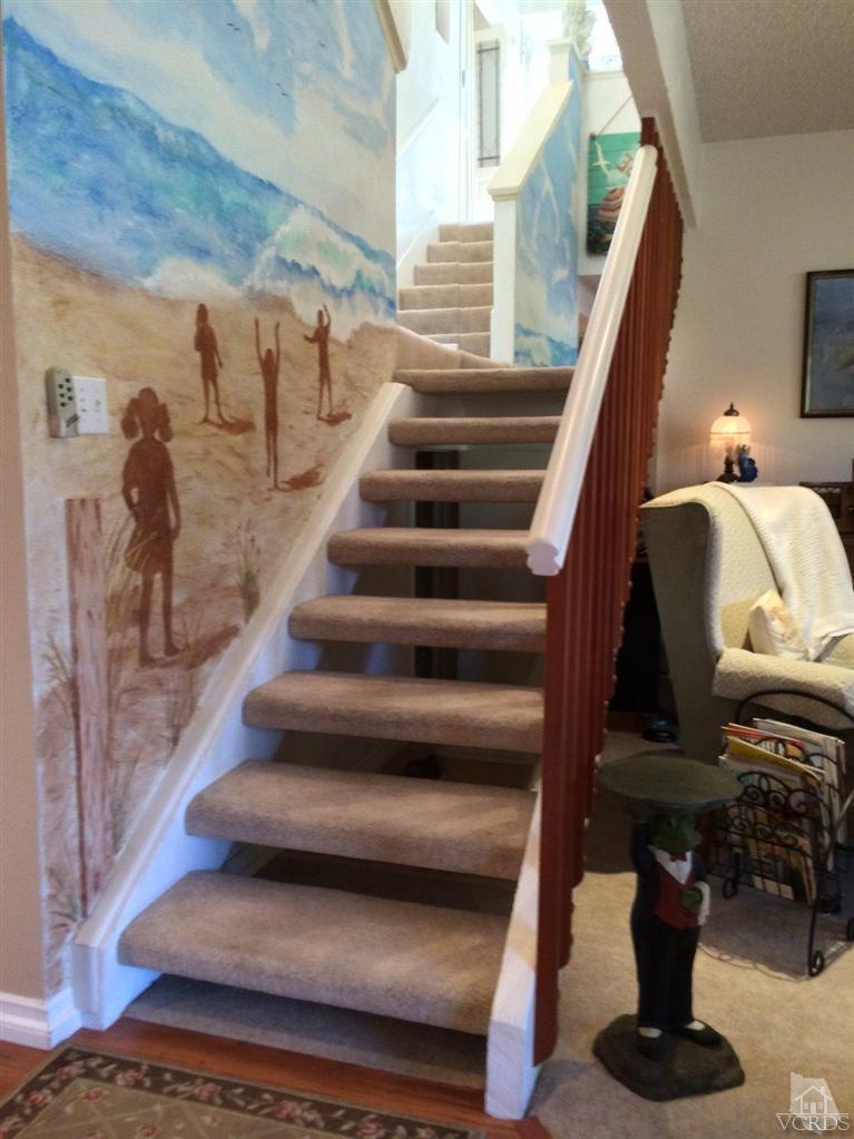 424 Reed Way Port Hueneme, CA 93041 - Photo 16 of 68 a view of entryway