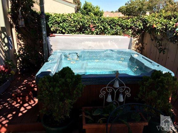424 Reed Way Port Hueneme, CA 93041 - Photo 24 of 68 a view of a back yard of the house and a yard