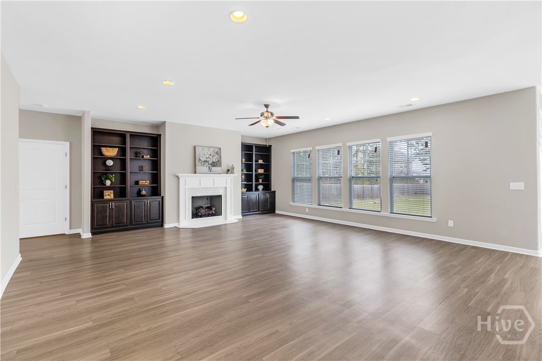 264 Harmony Boulevard Pooler, GA 31322 - Photo 12 of 52 Living Room