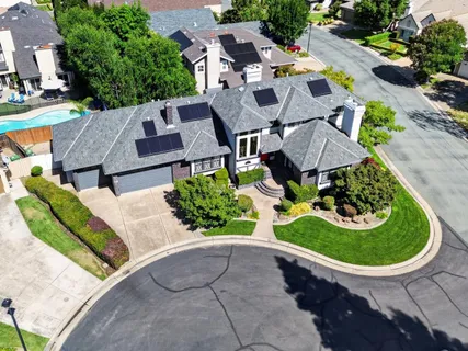 $725,000 | 672 Cypress Run, Woodbridge, CA 95258