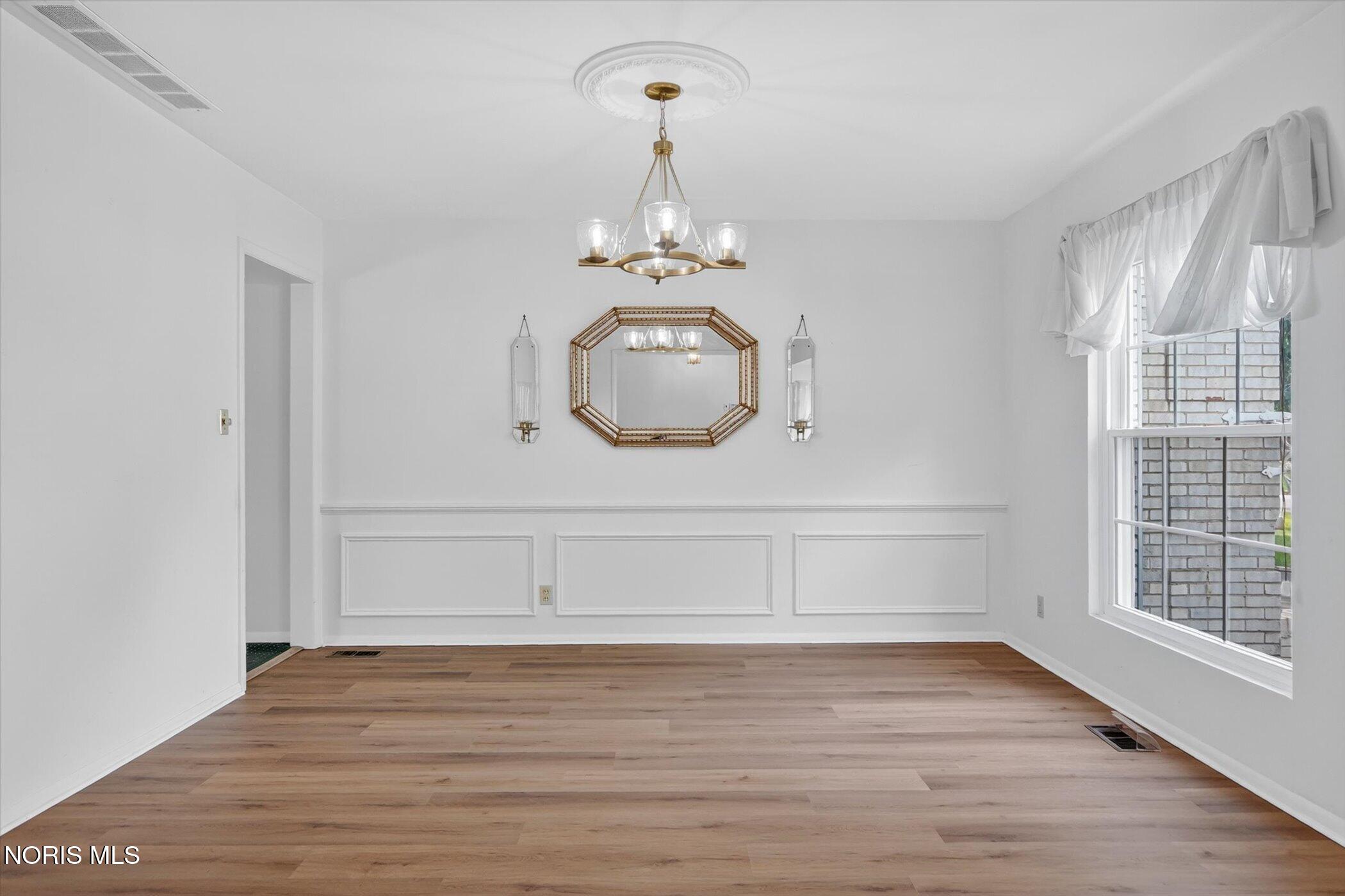 3860 Surrey Road Toledo, OH 43623 - Photo 8 of 45 Gallery Image 8