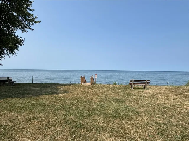 $69,900 | 916 Sunset Beach Road, Carlton, NY 14571