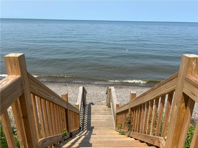 $69,900 | 916 Sunset Beach Road, Carlton, NY 14571