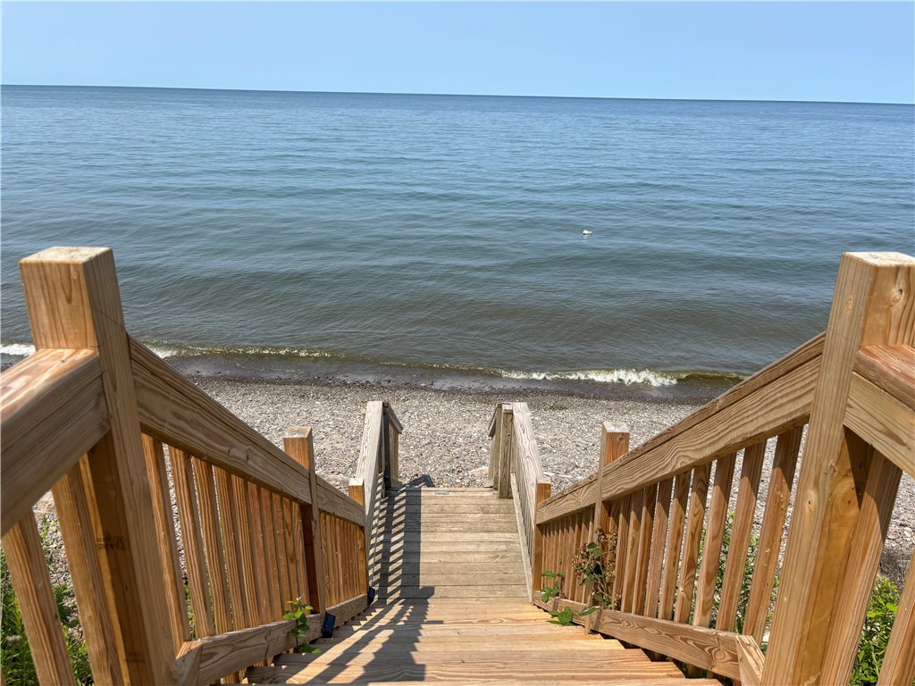 916 Sunset Beach Road Carlton, NY 14571 - Photo 7 of 12