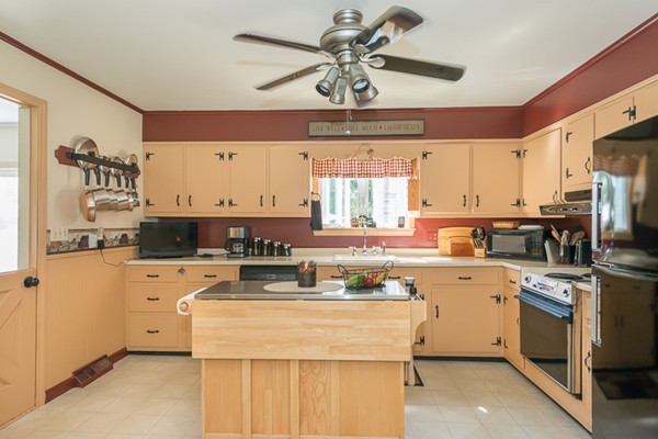 100 Folly Mill Road Salisbury, MA 01952 - Photo 11 of 25 Gallery Image 11