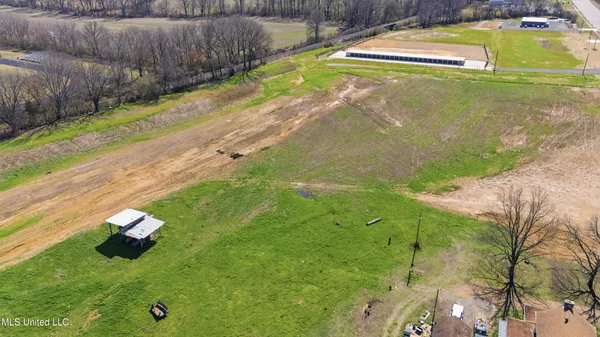 $900,000 | 9170 Highway 51, Coldwater, MS 38618