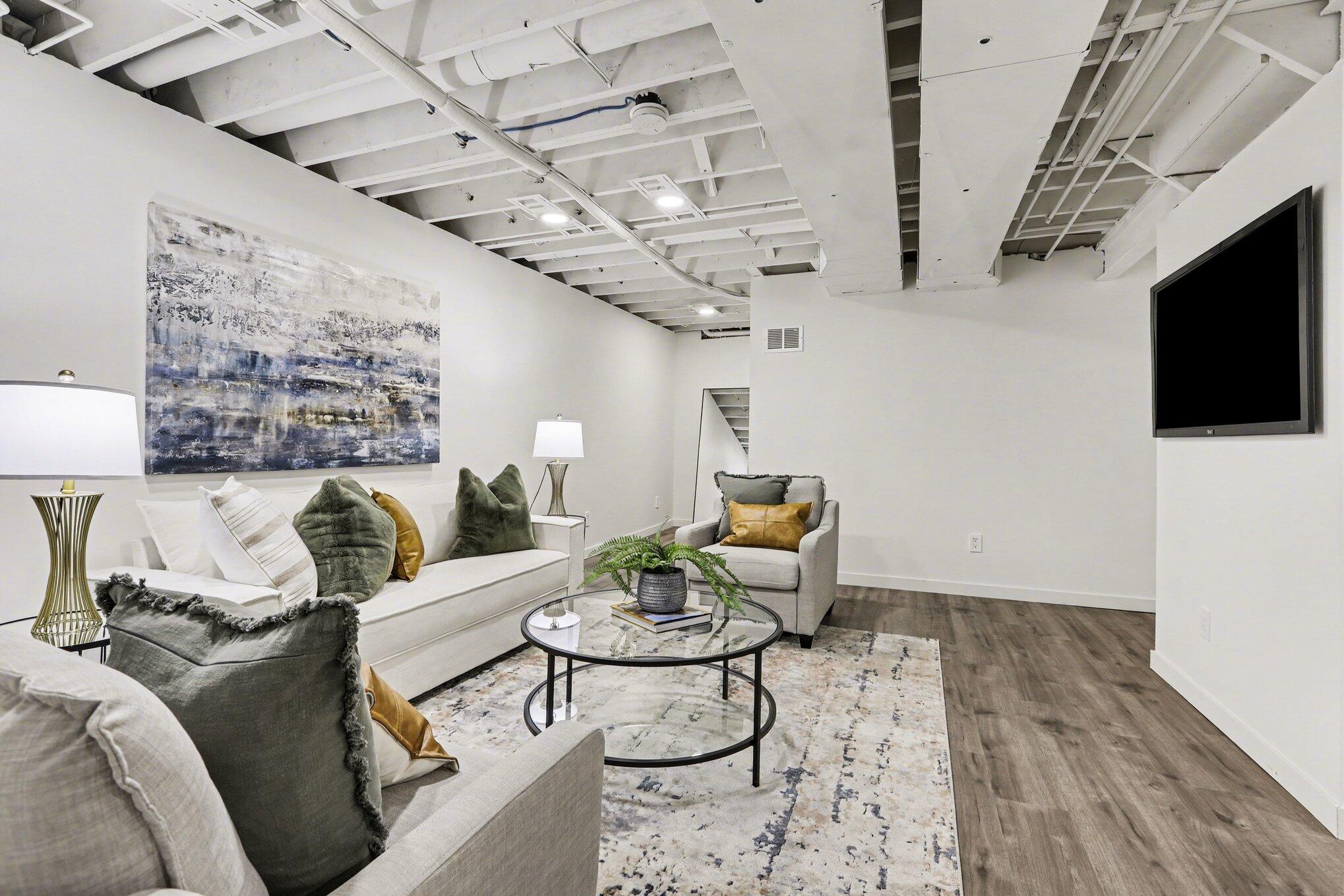 414 Ryan Road Ann Arbor, MI 48103 - Photo 22 of 33 022_file_1502