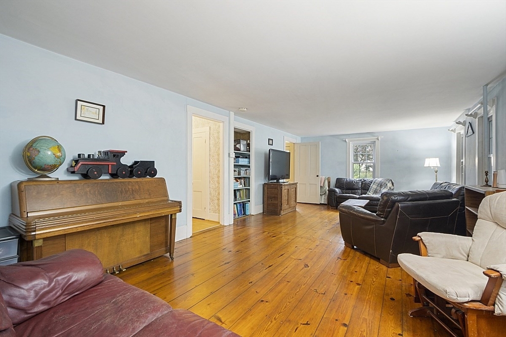 200 Lake Road Ashburnham, MA 01430 - Photo 10 of 27