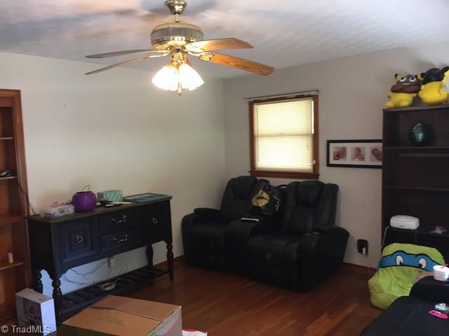 2560 Parsonville Road Purlear, NC 28665 - Photo 8 of 20