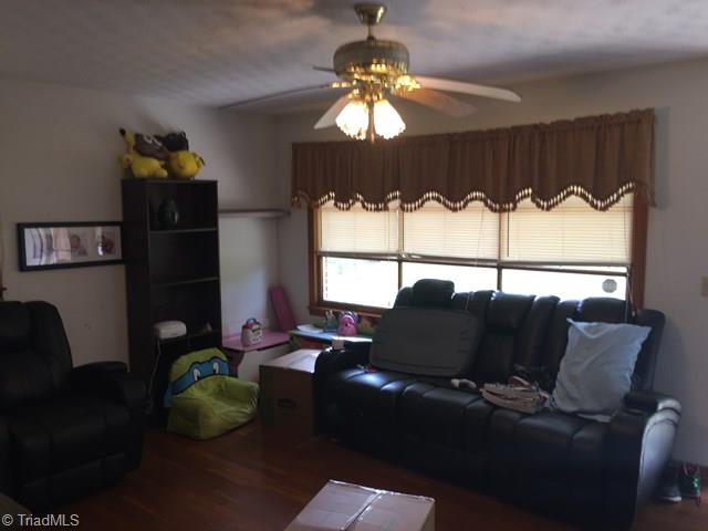 2560 Parsonville Road Purlear, NC 28665 - Photo 10 of 20