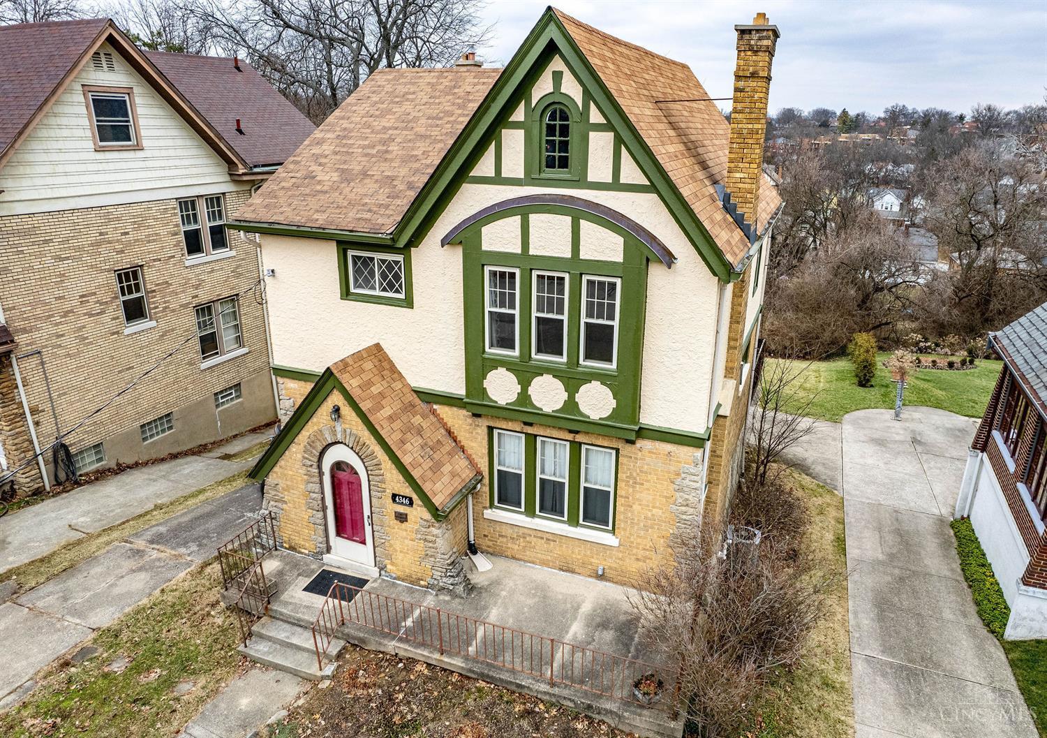 4346 Ridgeview Avenue Cincinnati, OH 45238 - Photo 4 of 44 Gallery Image 4