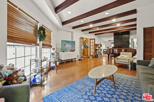 $1,600,000 | 2477 Coolidge Avenue, Los Angeles, CA 90064