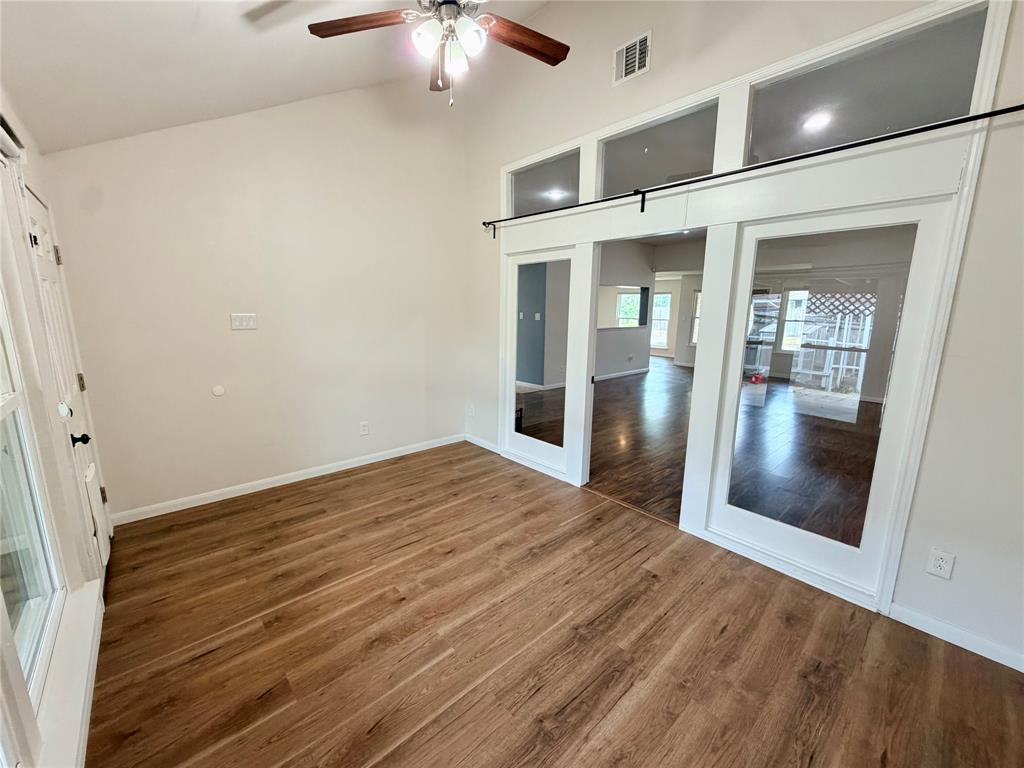 7102 Lyons Road Garland, TX 75043 - Photo 17 of 32 Gallery Image 17