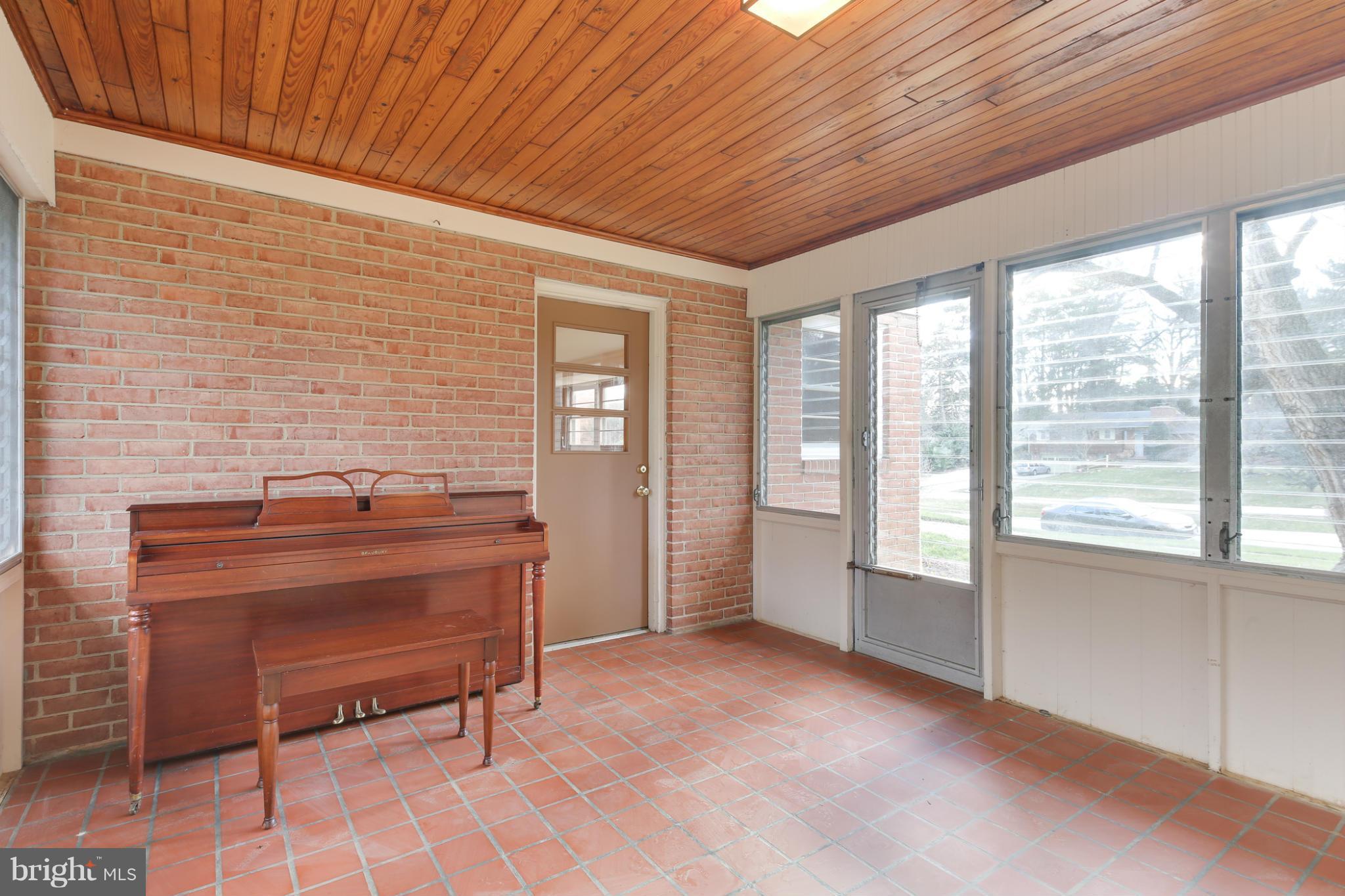 3901 Macalpine Road Ellicott City, MD 21042 - Photo 15 of 30 SUN ROOM