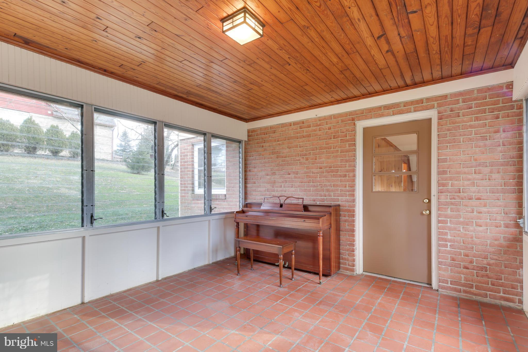 3901 Macalpine Road Ellicott City, MD 21042 - Photo 16 of 30 SUN ROOM
