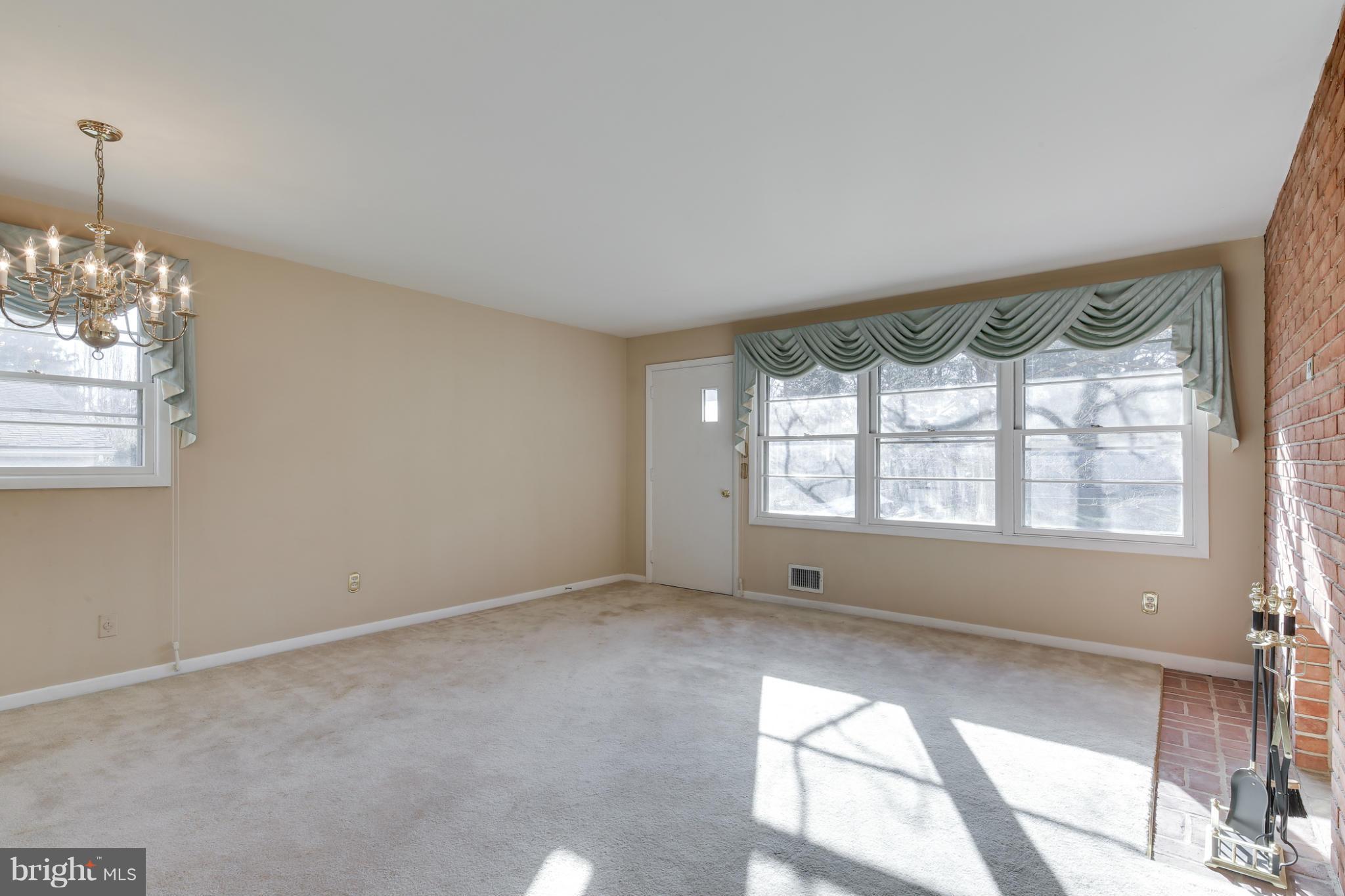 3901 Macalpine Road Ellicott City, MD 21042 - Photo 5 of 30 DINING ROOM
