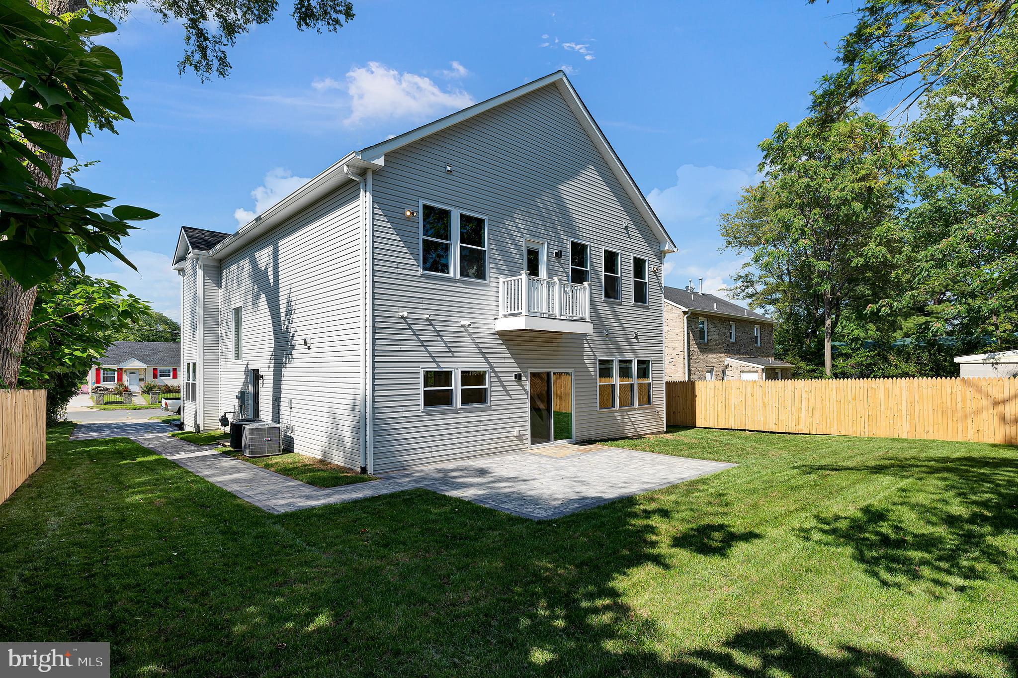 6927 Oak Ridge Road Falls Church, VA 22042 - Photo 4 of 36 Gallery Image 4