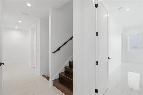 $1,999,000 | 1210 Gulf Boulevard, Englewood, FL 34223