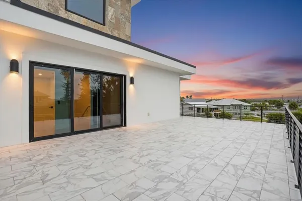 $1,999,000 | 1210 Gulf Boulevard, Englewood, FL 34223