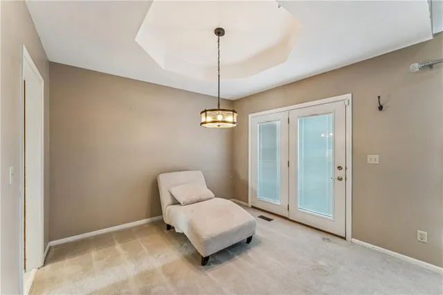 $400,000 | 336 Southwest Raintree Drive, Lee's Summit, MO 64082