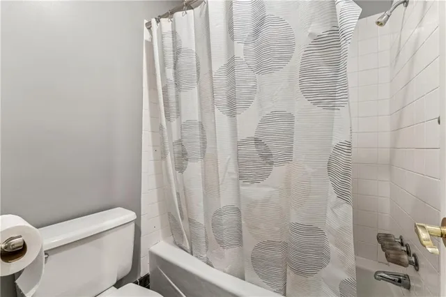 $400,000 | 336 Southwest Raintree Drive, Lee's Summit, MO 64082