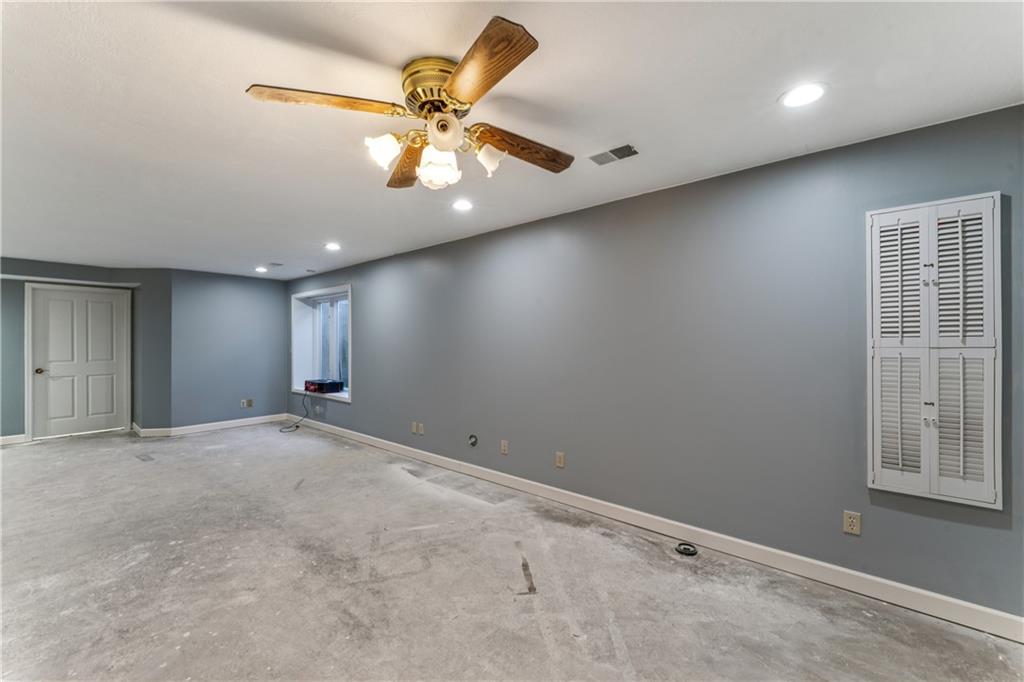 336 Southwest Raintree Drive Lee's Summit, MO 64082 - Photo 47 of 81