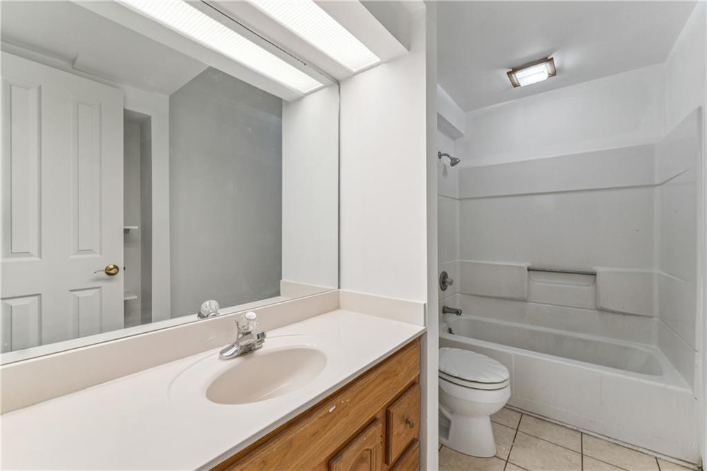 336 Southwest Raintree Drive Lee's Summit, MO 64082 - Photo 55 of 81