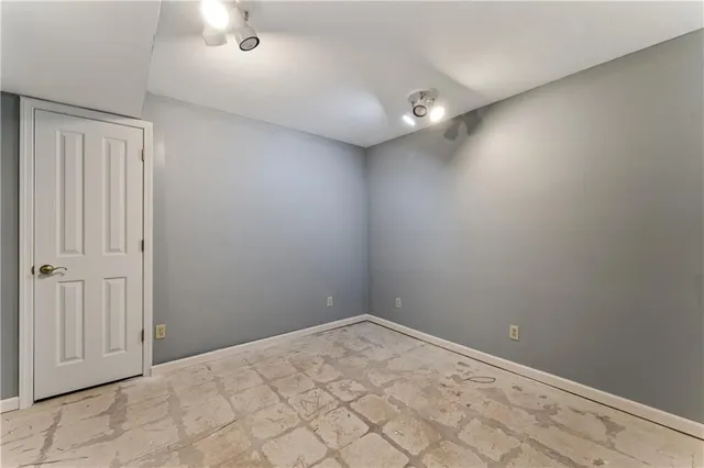 $400,000 | 336 Southwest Raintree Drive, Lee's Summit, MO 64082