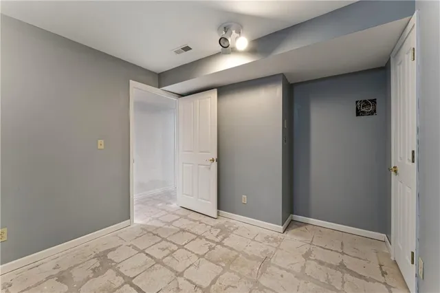 $400,000 | 336 Southwest Raintree Drive, Lee's Summit, MO 64082