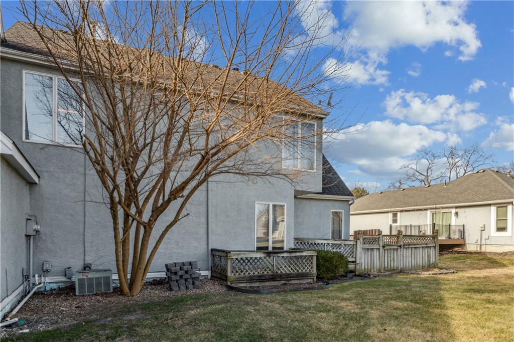 336 Southwest Raintree Drive Lee's Summit, MO 64082 - Photo 72 of 81